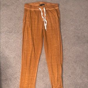 Women’s cuffed Joggers